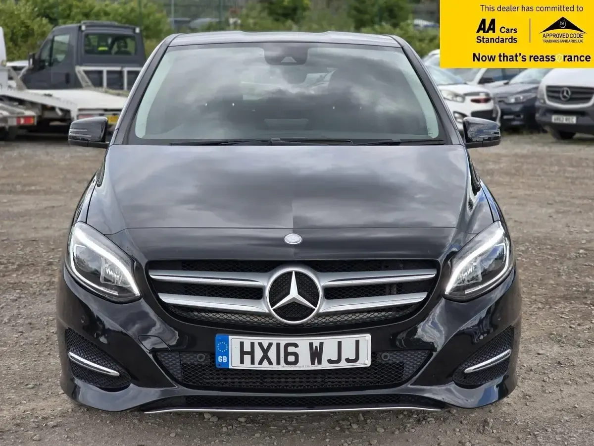 Used Mercedes B200 Premium 136 HP (100 kW) 2016 Black MPV