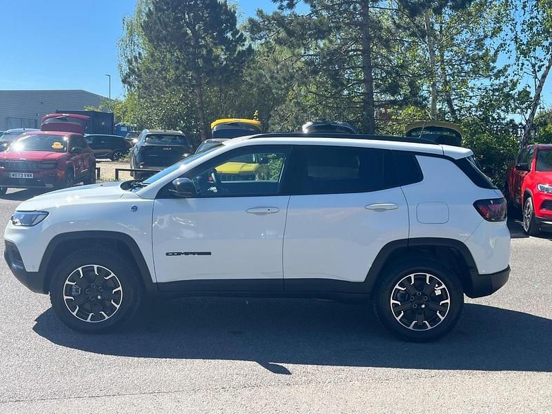 Novo Jeep Compass Trailhawk 237 HP (174 kW) 2026 Branco SUV