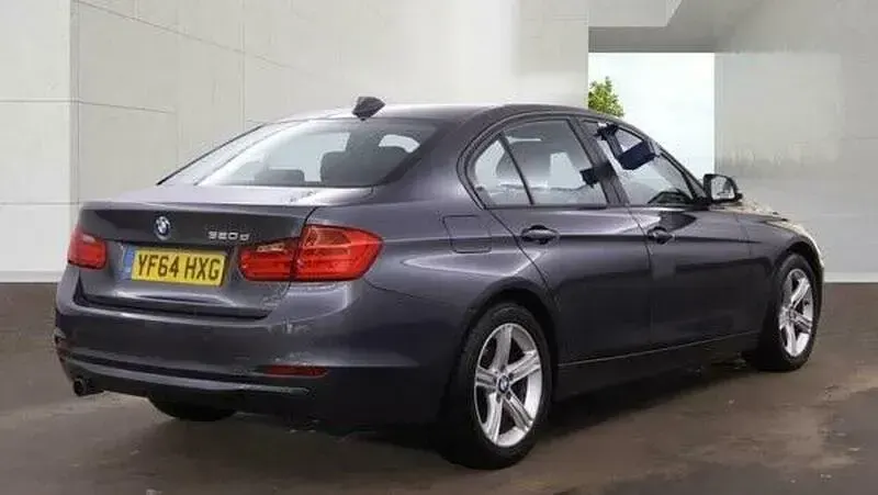 Used BMW 330 Luxury Line 2015 White Sedan