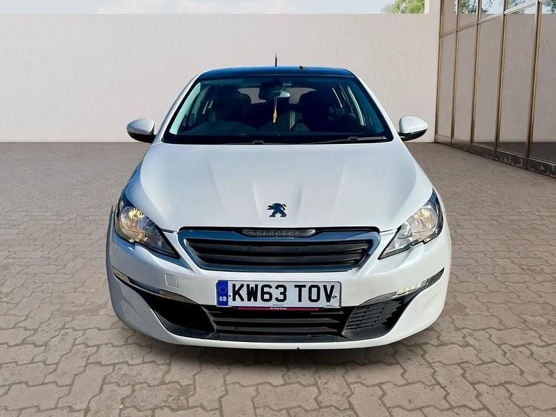 Second-hand Peugeot 308 Active 2014 Alb Hatchback