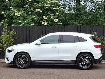 Used Mercedes GLA200 Executive 150 HP (110 kW) 2025 White SUV