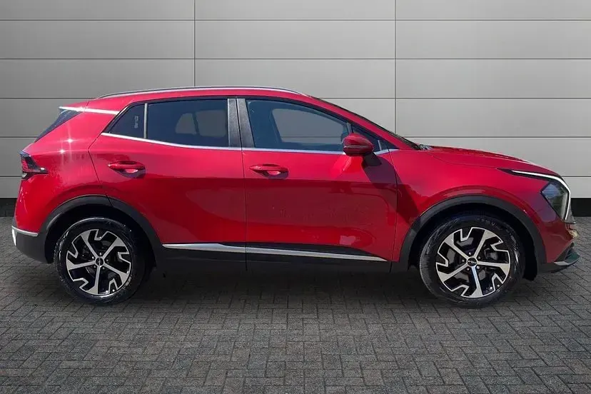 Used Kia Sportage 157 HP (115 kW) 2025 Red SUV