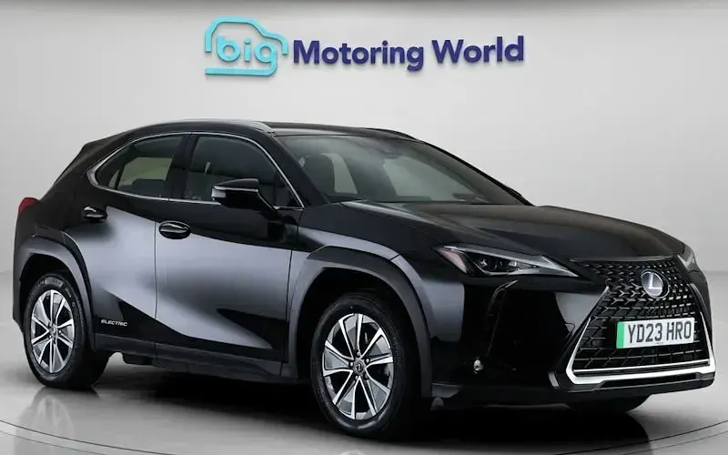 Usado Lexus UX 150 kW (204 HP) 2022 SUV