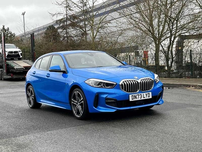 Used BMW 118 M Sport 134 HP (98 kW) 2023 Blue Hatchback