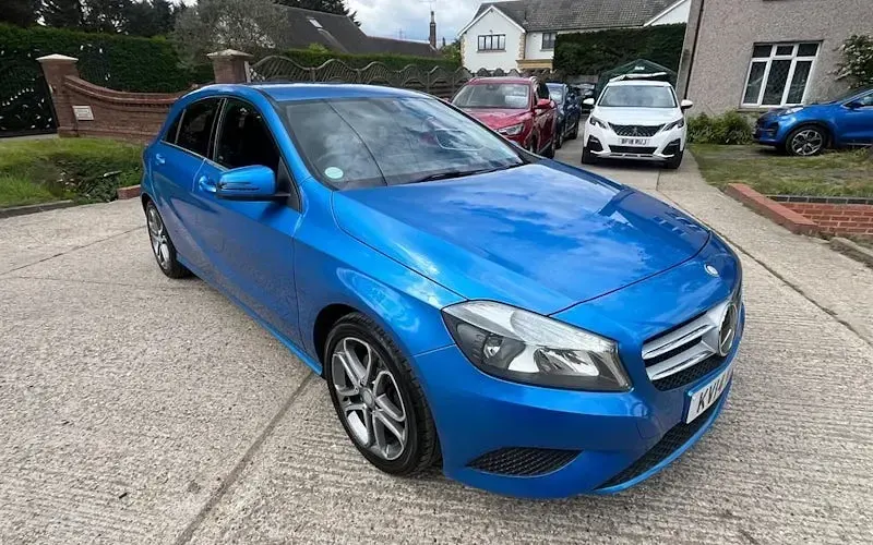 Gebraucht Mercedes A180 122 PS (89 kW) 2013 Kleinwagen