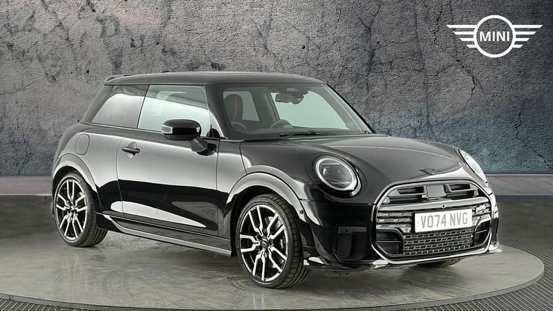 Used Mini Cooper S Hatch 201 HP (147 kW) 2024 Black Hatchback