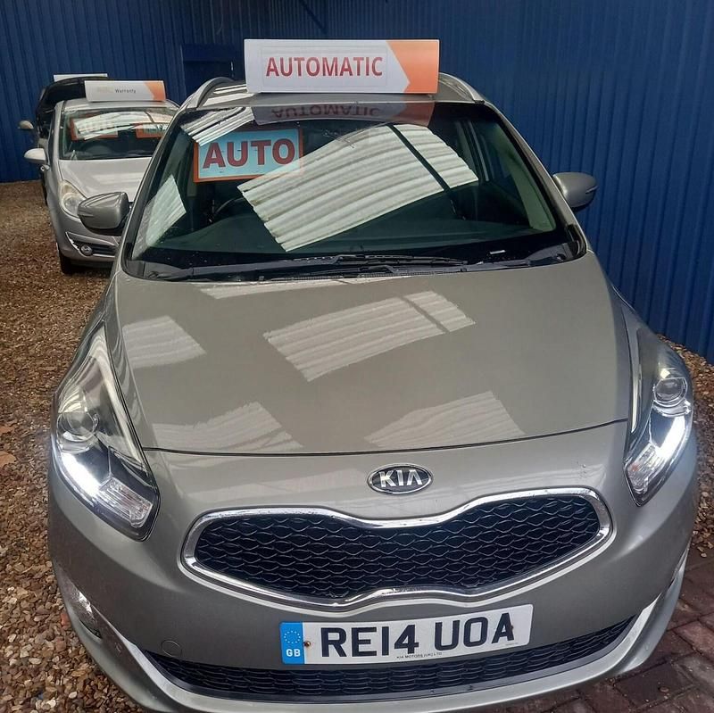 Used Kia Carens 134 HP (98 kW) 2014 Silver MPV