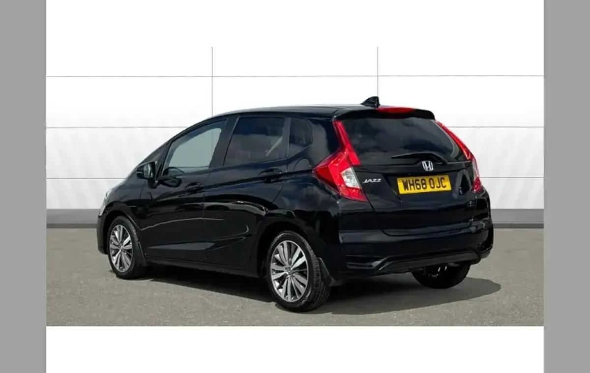 Used Honda Jazz EX 102 HP (75 kW) 2019 Black Hatchback