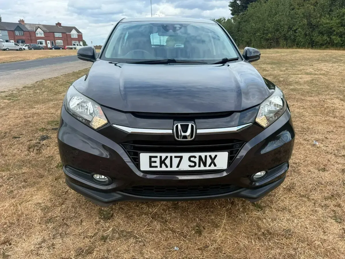 Used Honda HR-V SE 130 HP (95 kW) 2017 Black SUV