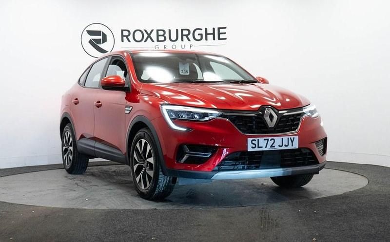Red Used 2022 Renault Arkana Iconic SUV | £13,995 (Fair price) - Image 1/4