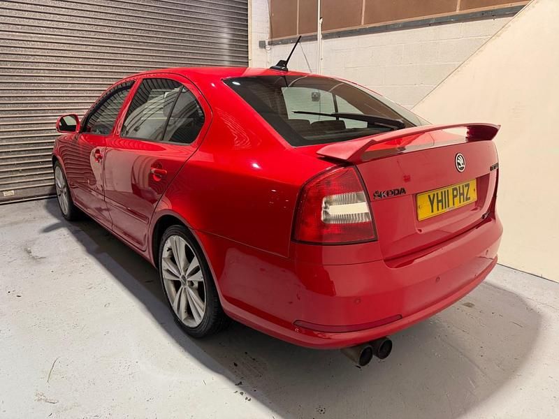Used Skoda Octavia vRS 200 HP (147 kW) 2011 Red Hatchback