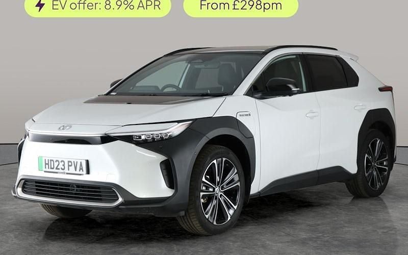 Used Toyota bZ4X Edition 160 kW (218 HP) 2022 White SUV