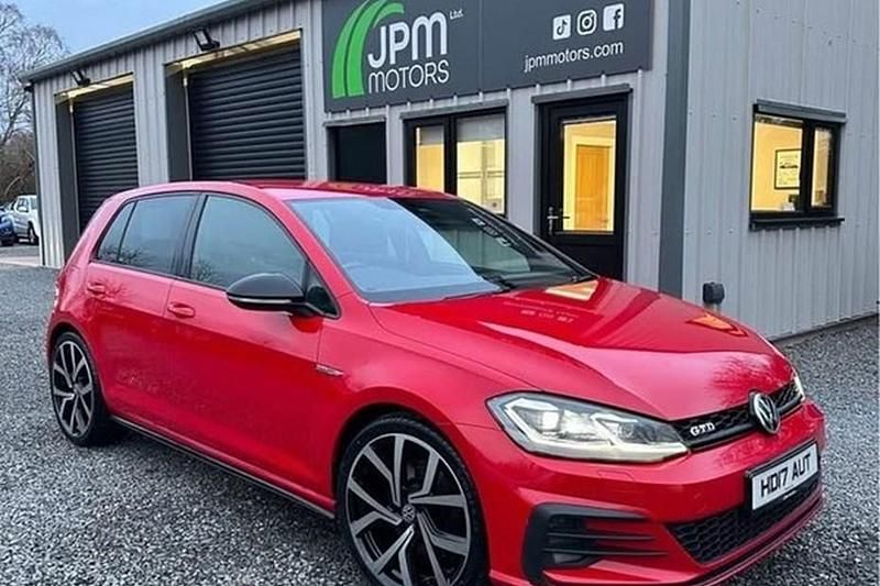 Used VW Golf VII GTD 184 HP (135 kW) 2017 Red Hatchback