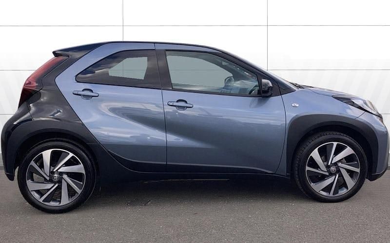 Used Toyota Aygo X 72 HP (52 kW) 2025 SUV
