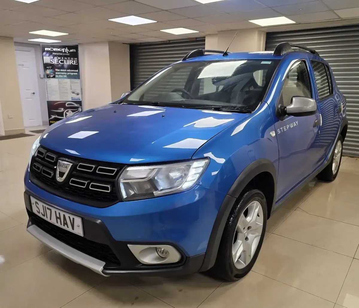 Gebraucht Dacia Sandero Stepway Ambiance 90 PS (66 kW) 2017 Blau Kleinwagen