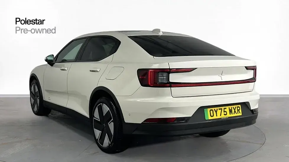 Novo Polestar 2 Long Range Single Motor 219 kW (299 HP) 2025 Dourado Citadino