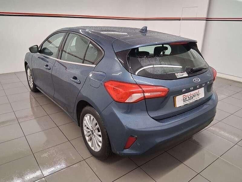 Used Ford Focus Titanium 2021 Blue Hatchback