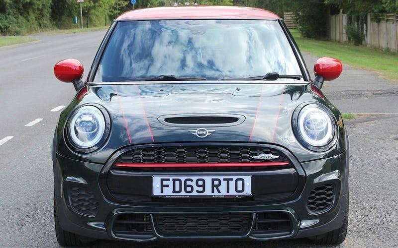 Used Mini John Cooper Works Hatch 231 HP (169 kW) 2020 Green Hatchback