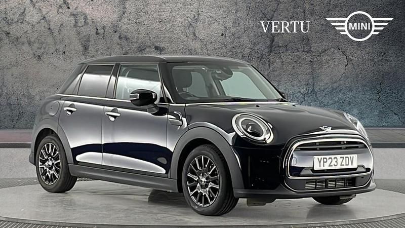 Used Mini Cooper Classic 136 HP (100 kW) 2022 Black Hatchback