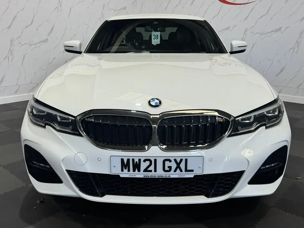 Usado BMW 318 M Sport 2021 Blanco Berlina