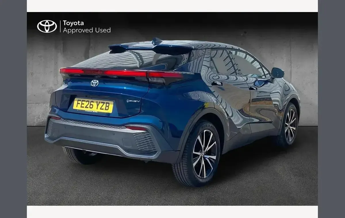 Used Toyota C-HR Design 220 HP (161 kW) 2026 Blue SUV