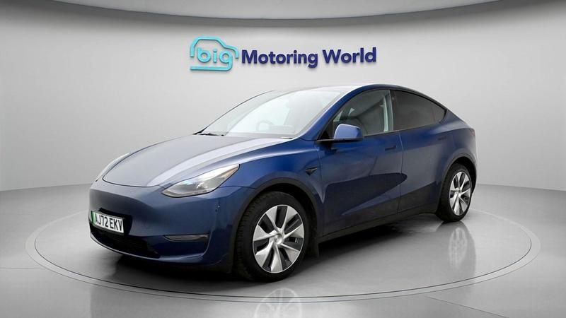 Used Tesla Model Y Long Range AWD 378 kW (514 HP) 2022 Blue SUV