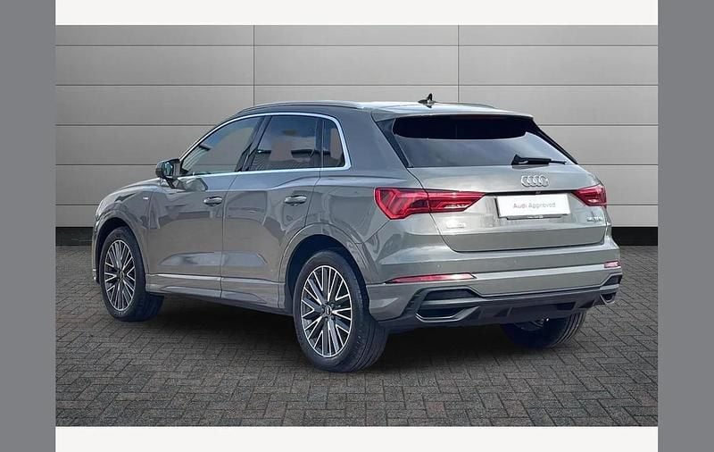 Used Audi Q3 Comfort 150 HP (110 kW) 2023 Chronos grey SUV