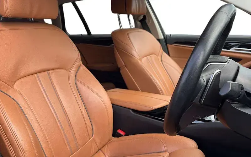 Used BMW 530e Comfort Edition 292 HP (214 kW) 2023 Black Estate