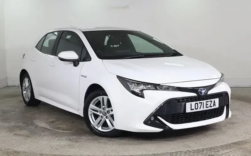 Used Toyota Corolla 122 HP (89 kW) 2022 Hatchback