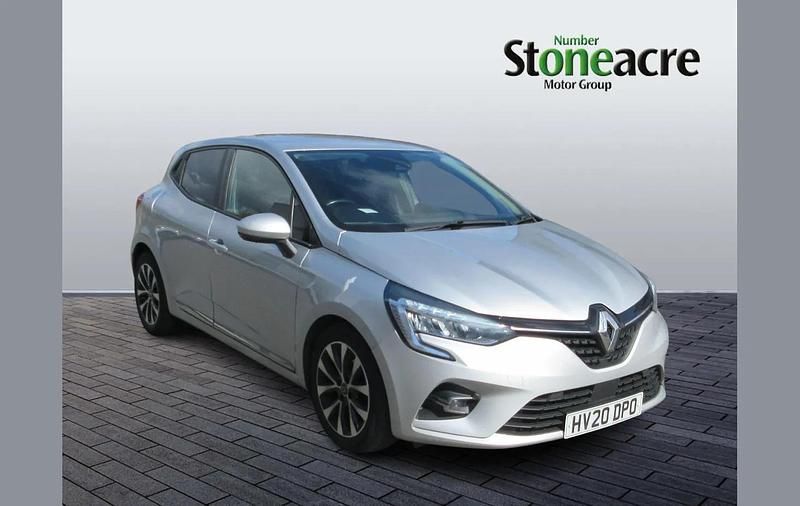 Used Renault Clio V Iconic 99 HP (72 kW) 2020 Silver Hatchback