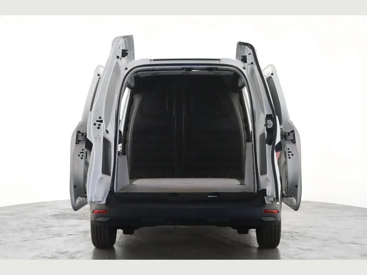 Used Renault Kangoo 89 kW (122 HP) 2025 White MPV
