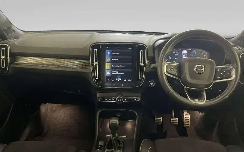 Used Volvo XC40 R-Design Pro 163 HP (119 kW) 2021 SUV