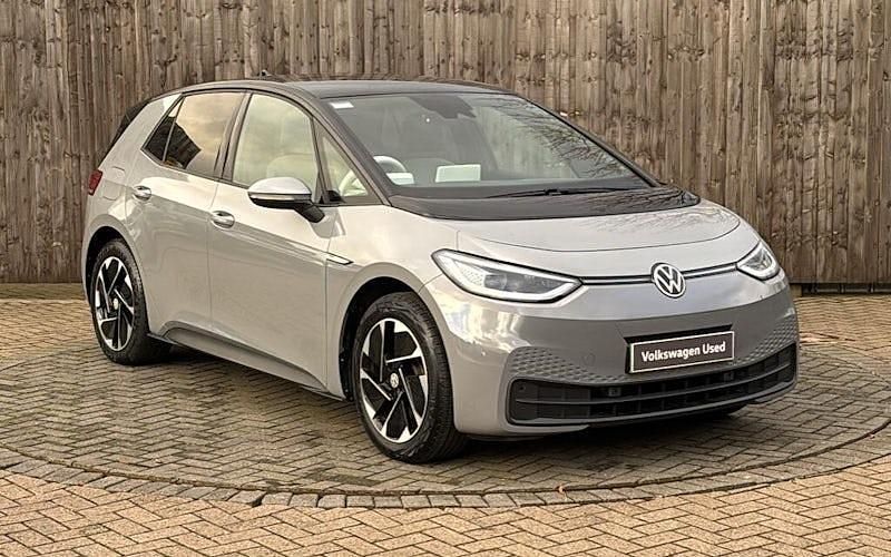 Used 2022 VW ID.3 Pro Performance Hatchback | £15,499 (Fair price) - Image 1/3