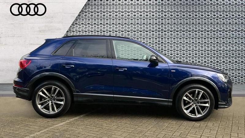 Used Audi Q3 Black Edition 150 HP (110 kW) 2023 Blue SUV