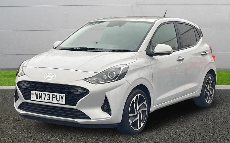 Used Hyundai i10 Premium 67 HP (49 kW) 2024 Grey Hatchback