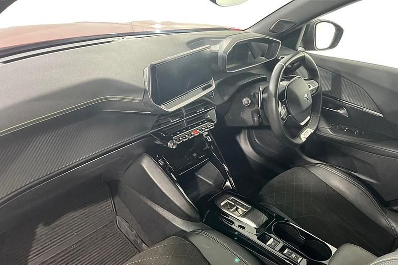 Used Peugeot 2008 Premium 2022 Red SUV