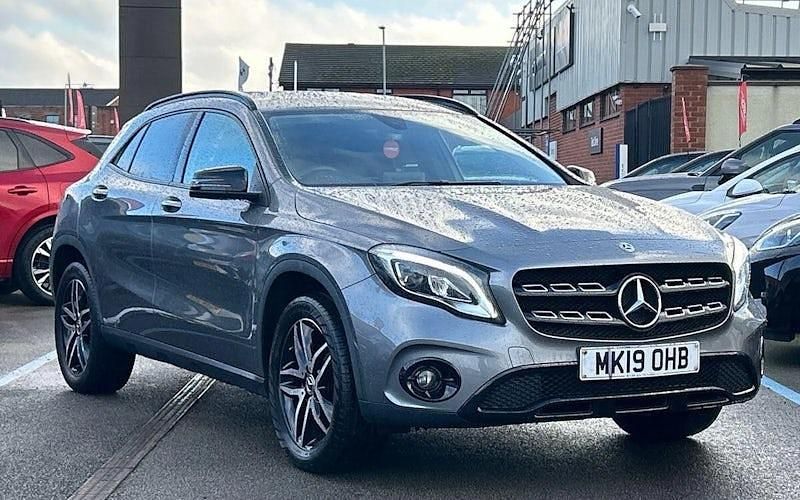 Used 2020 Mercedes GLA180 Urban SUV | £13,700 (Good price) - Image 1/4
