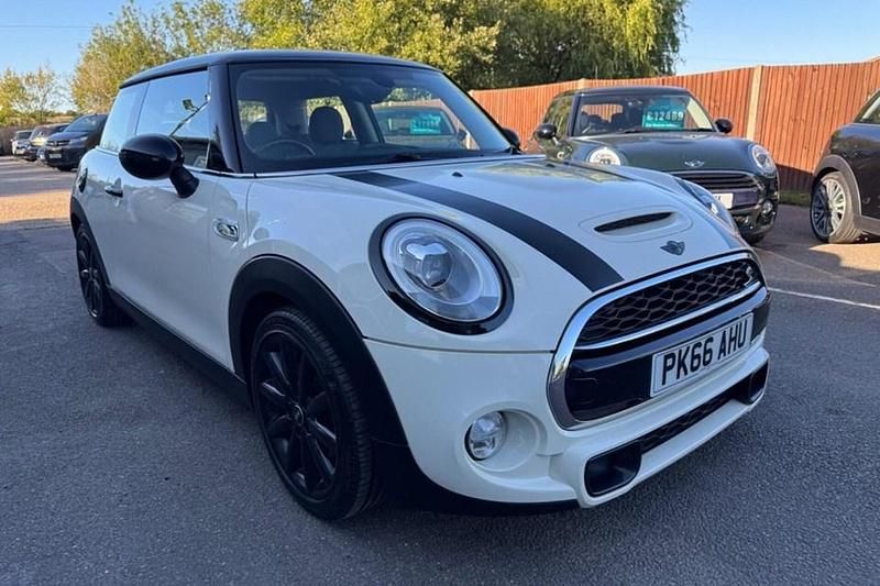 Used 2016 Mini John Cooper Works Chili Hatchback | £9,469 (Super price) - Image 1/1