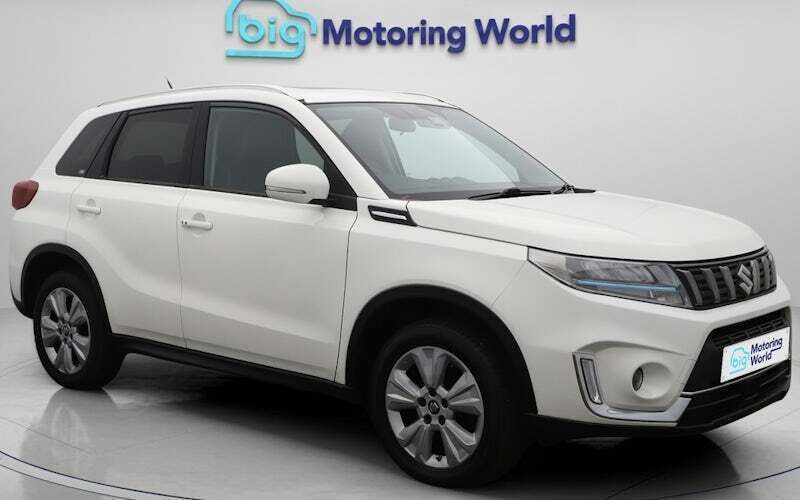 White Used 2020 Suzuki Vitara SZ5 SUV | £12,300 (Fair price) - Image 1/4