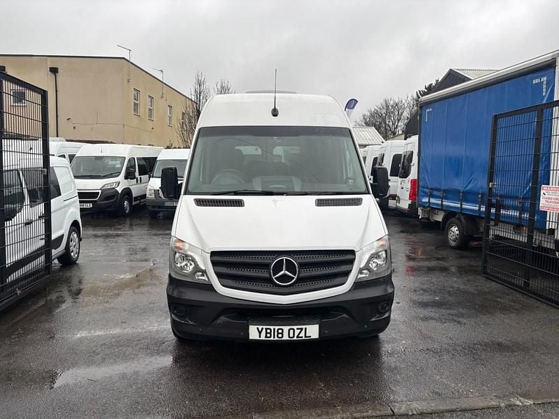 Used Mercedes Sprinter 138 HP (101 kW) 2018 White Van