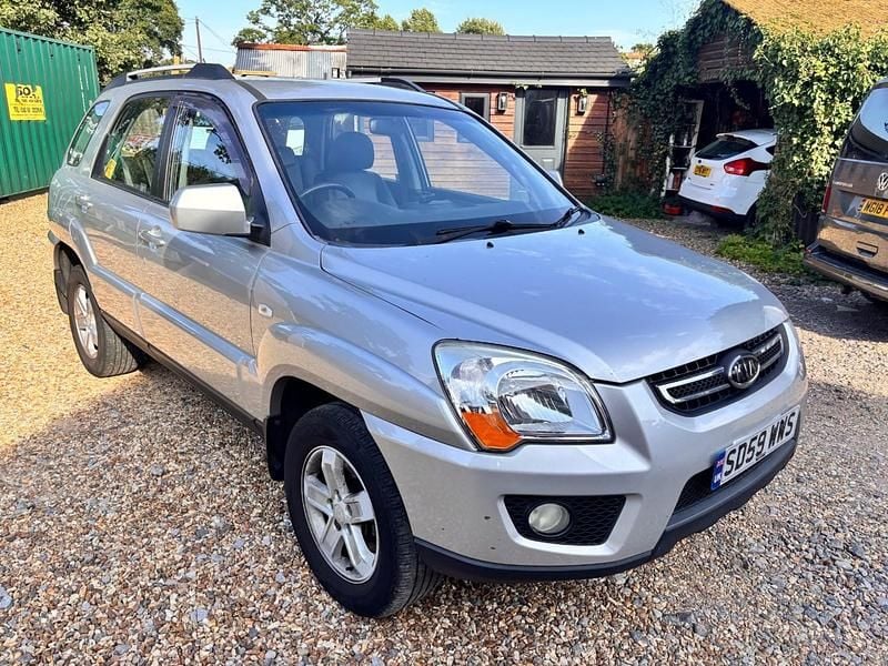 Silver Used 2009 Kia Sportage 2 SUV | £1,395 (Fair price) - Image 1/4