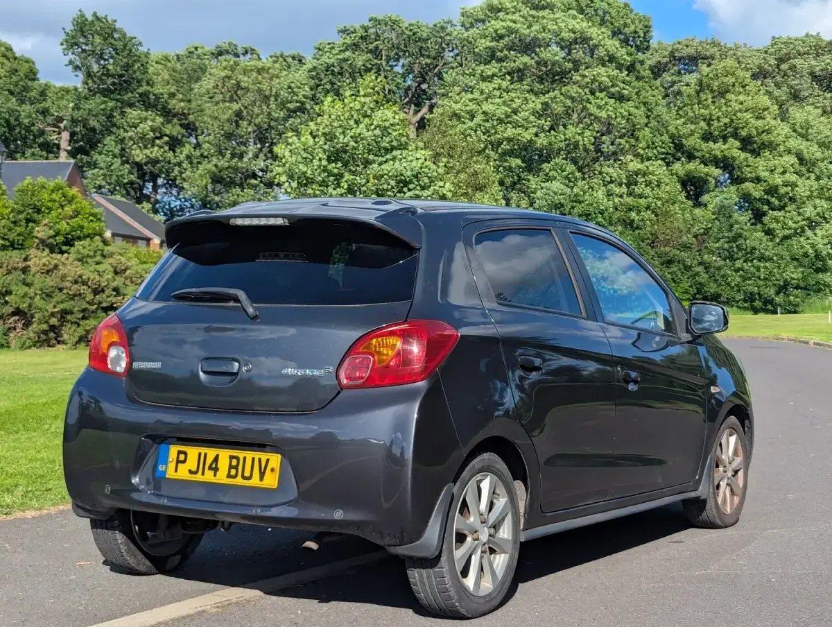 Used Mitsubishi Mirage 79 HP (58 kW) 2014 Grey Hatchback