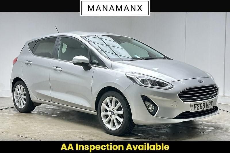 Used Ford Fiesta Titanium 100 HP (73 kW) 2019 Silver Hatchback