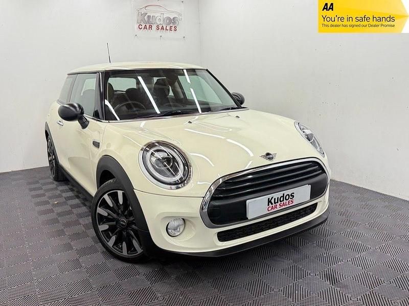 White Used 2018 Mini ONE Hatch Hatchback | £8,390 (Fair price) - Image 1/3