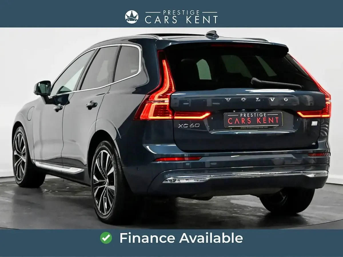 Used Volvo XC60 Ultimate 455 HP (334 kW) 2023 Blue SUV