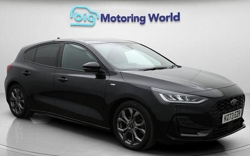 Used Ford Focus ST-Line 125 HP (91 kW) 2024 Black Hatchback