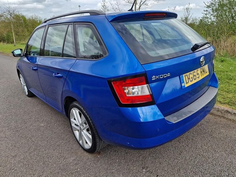 Used Skoda Fabia SE L 110 HP (80 kW) 2015 Blue Estate