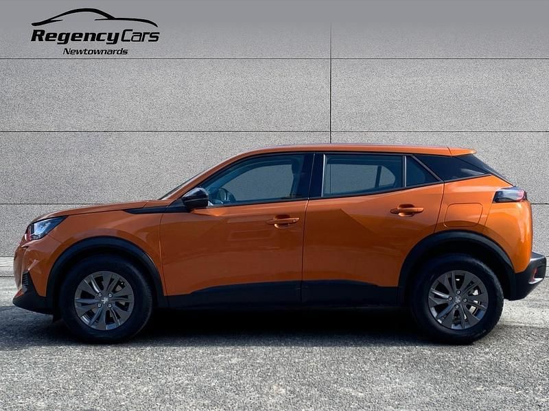 Used Peugeot 2008 Active Premium 100 HP (73 kW) 2022 Orange SUV