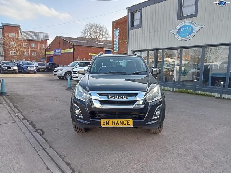 Used Isuzu D-Max 2018 Black Pickup