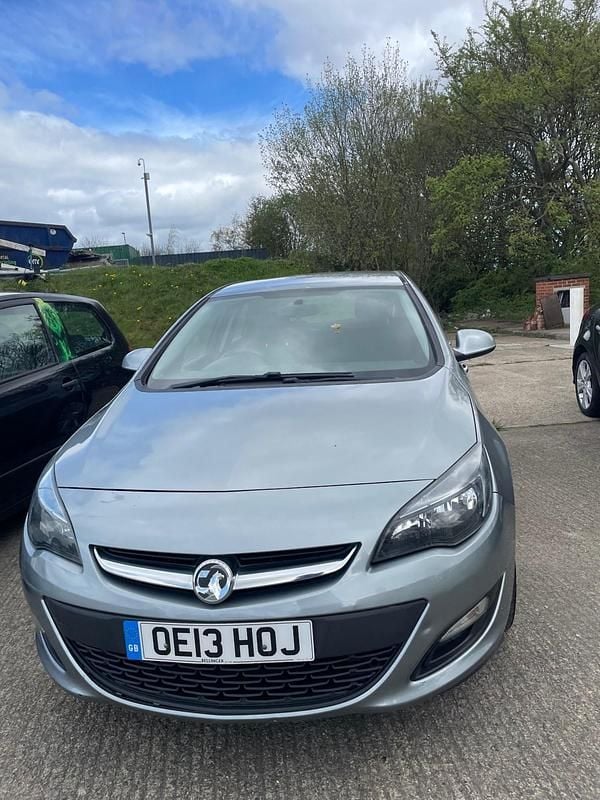 Used Vauxhall Astra 2013 Silver Hatchback